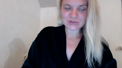 Snapshot of jessyangels chatting on 07.28.26 jessyangels online show from 07.28.26
