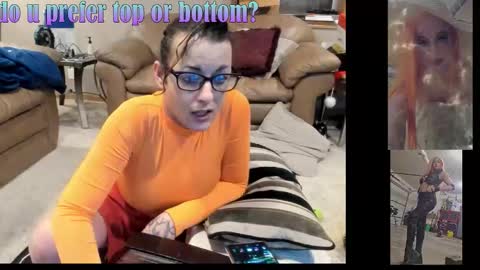 Snapshot of jessyboi0504 chatting on 02.22.26 seductress Cyber Succubus online show from 02.22.26