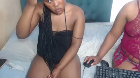 Snapshot of jessyhoneyx chatting on 10.31.25 jessyhoneyx online show from 10.31.25