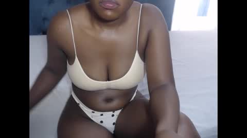 Snapshot of jessyhoneyx chatting on 02.12.26 jessyhoneyx online show from 02.12.26