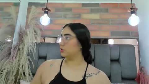 Snapshot of jessyjcortes chatting on 04.18.26 JESSY CORTES online show from 04.18.26