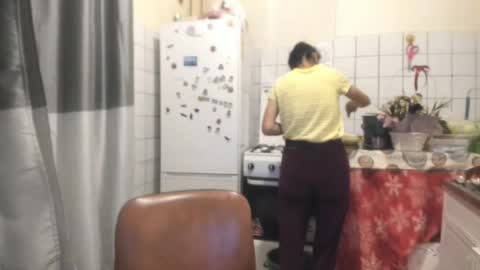 Snapshot of jessystarrr chatting on 10.05.25 Jessy online show from 10.05.25