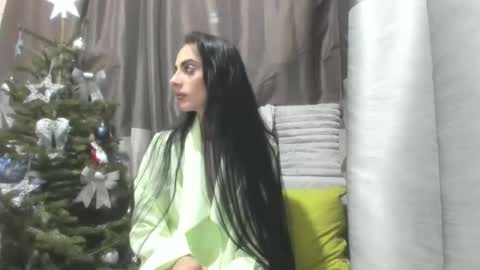 Snapshot of jessystarrr chatting on 12.15.25 Jessy online show from 12.15.25