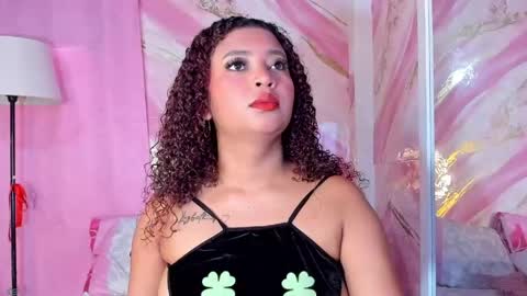 Snapshot of jessyzoe chatting on 05.17.26 Jessy online show from 05.17.26