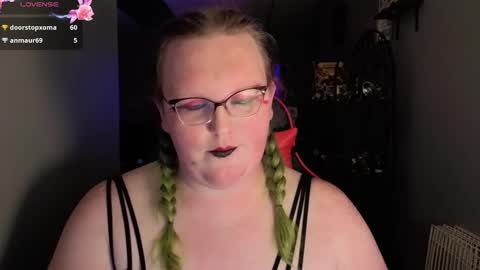 Snapshot of jestar625 chatting on 10.01.25 JesikaStar625 online show from 10.01.25