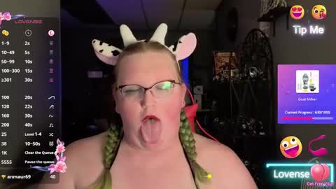 Snapshot of jestar625 chatting on 10.21.25 JesikaStar625 online show from 10.21.25