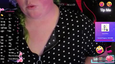 Snapshot of jestar625 chatting on 11.02.25 JesikaStar625 online show from 11.02.25