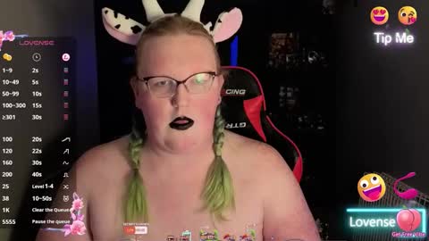 Snapshot of jestar625 chatting on 11.19.25 JesikaStar625 online show from 11.19.25