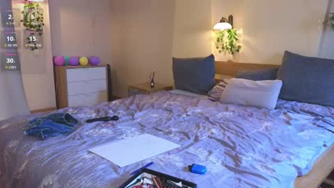 Hi all. My name is Naomi and Im glad to see you in my room  online show from 02.09.25