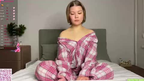 Mona online show from 03.05.25