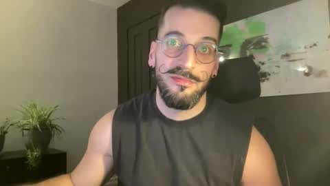 Snapshot of jeunemek00779042 chatting on 12.23.25 JEUNEMEK007 online show from 12.23.25