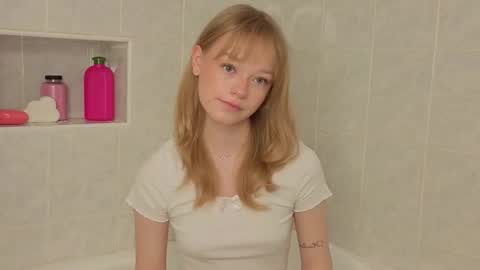 Gwen online show from 01.10.26