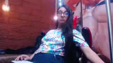 Snapshot of jewelryqueen chatting on 02.20.25 Queen online show from 02.20.25