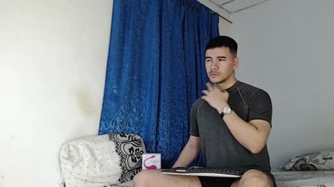 Juan David online show from 12.31.24