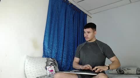 Juan David online show from 01.13.25