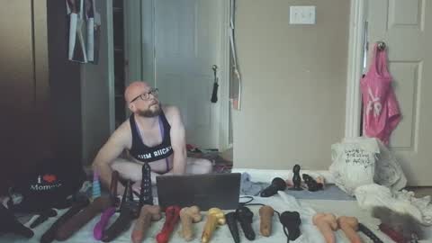 Snapshot of jghosty69 chatting on 01.07.25 Nasty Cumslut online show from 01.07.25