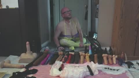 Snapshot of jghosty69 chatting on 06.30.26 Nasty Cumslut online show from 06.30.26