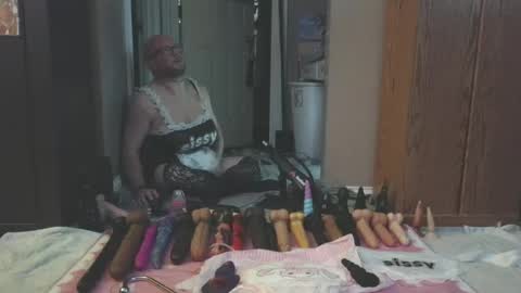 Snapshot of jghosty69 chatting on 07.05.26 Nasty Cumslut online show from 07.05.26