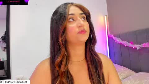 jhackelin  My independent account online show from 12.12.24