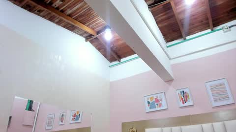 Snapshot of jhasly_am chatting on 10.20.25 jhasly online show from 10.20.25