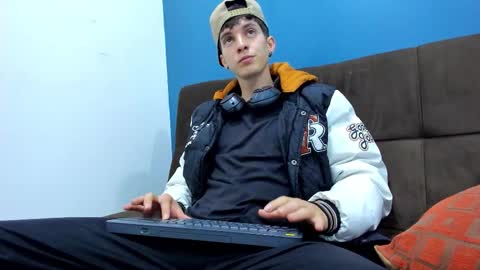 Jheampiero online show from 02.02.26