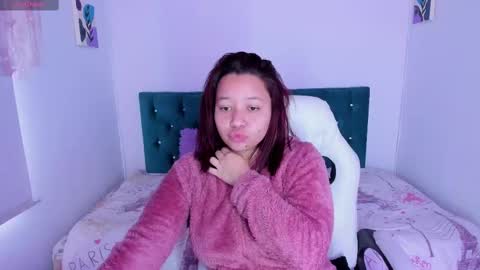 Snapshot of jhiinny_brownn chatting on 02.21.25 Jhiinny online show from 02.21.25