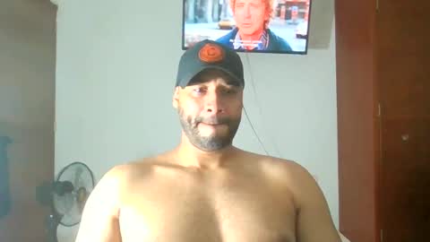 En moreno online show from 12.13.25