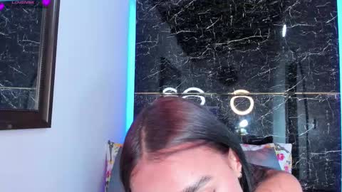 Jhoana  online show from 10.03.25