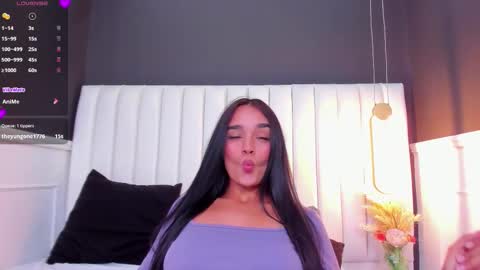 Jhoana  online show from 10.06.25