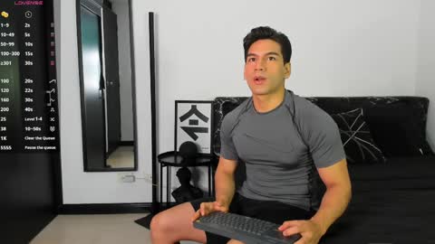 Snapshot of jhoansex_ chatting on 05.26.26 JHOAN online show from 05.26.26