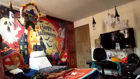 Snapshot of jhon_wich2 chatting on 10.28.25 Jhon wich2 online show from 10.28.25