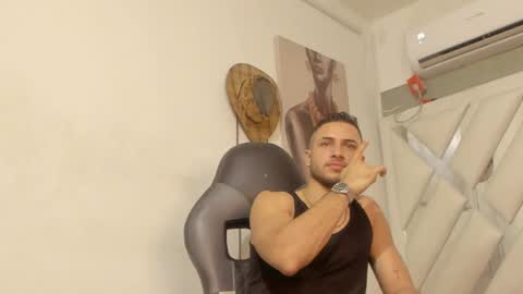 Snapshot of jhonny_flames7 chatting on 01.11.25 jhonny online show from 01.11.25