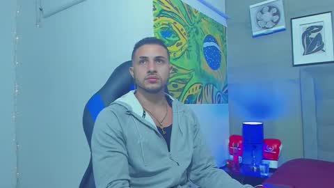 Snapshot of jhonny_flames7 chatting on 12.03.25 jhonny online show from 12.03.25