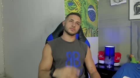 Snapshot of jhonny_flames7 chatting on 12.14.25 jhonny online show from 12.14.25