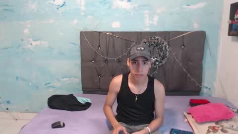 Snapshot of jhonny_latinboy chatting on 01.26.25 Jhonny online show from 01.26.25