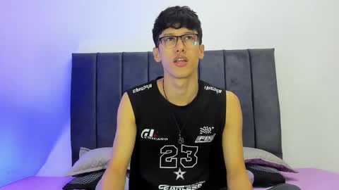 Snapshot of jhonny_morrone chatting on 03.26.26 Jhonny online show from 03.26.26