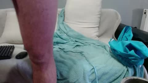 Snapshot of jhonnyboyx chatting on 01.04.25 jhonnyboyx online show from 01.04.25