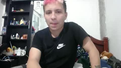 Snapshot of jhonvargas6969 chatting on 12.19.25 jhon online show from 12.19.25