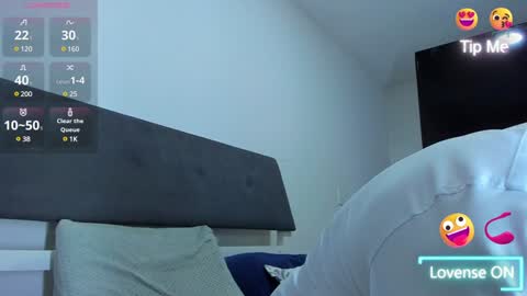 Snapshot of jhonyalzate chatting on 02.02.25 Jhony Alzate online show from 02.02.25