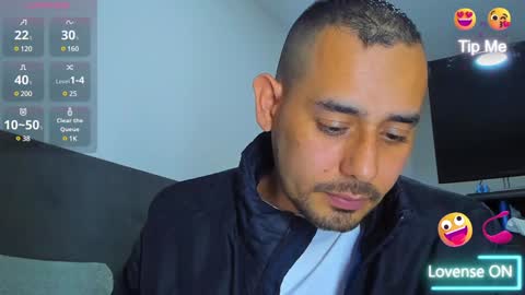 Snapshot of jhonyalzate chatting on 02.04.25 Jhony Alzate online show from 02.04.25