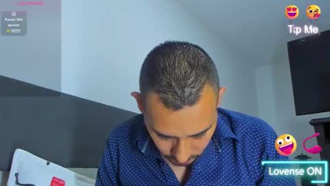 Snapshot of jhonyalzate chatting on 02.10.25 Jhony Alzate online show from 02.10.25