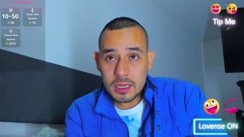 Snapshot of jhonyalzate chatting on 02.17.25 Jhony Alzate online show from 02.17.25