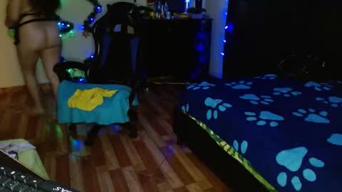 Snapshot of jhulia_hill chatting on 12.18.24 Jhulia online show from 12.18.24