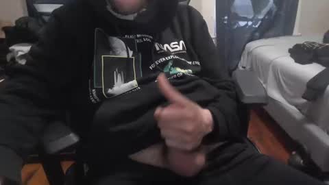 Snapshot of jhypelvx chatting on 12.05.24 jay online show from 12.05.24