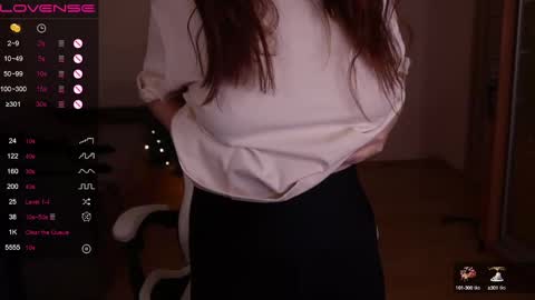 jia_lisaa online show from 01.16.25