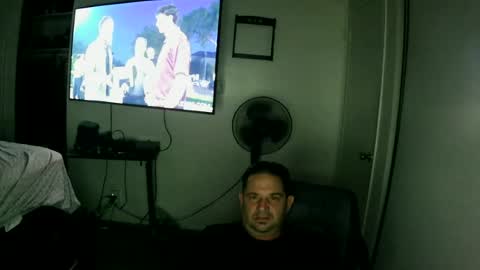 Snapshot of jiggity73 chatting on 06.17.26 jiggity73 online show from 06.17.26
