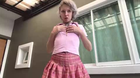 jigglipuff_ online show from 03.01.26