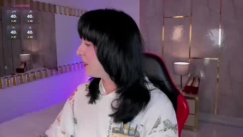 Jiggly online show from 03.10.26