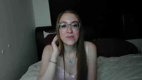 Snapshot of jilliangiselle chatting on 03.03.26 jilliangiselle online show from 03.03.26