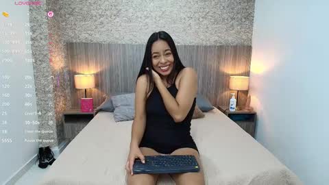 Snapshot of jimena_salazar chatting on 02.26.26 Jimena Salazar online show from 02.26.26